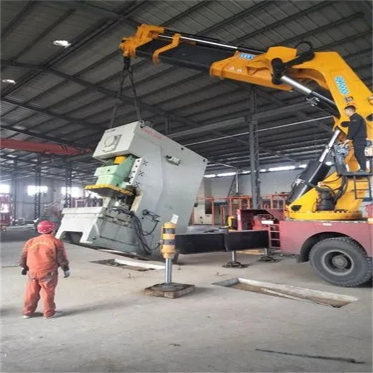 东山县80吨折臂吊车出租附近电话