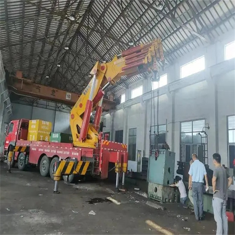 东山县山区地形租赁哪种吊车最合适？